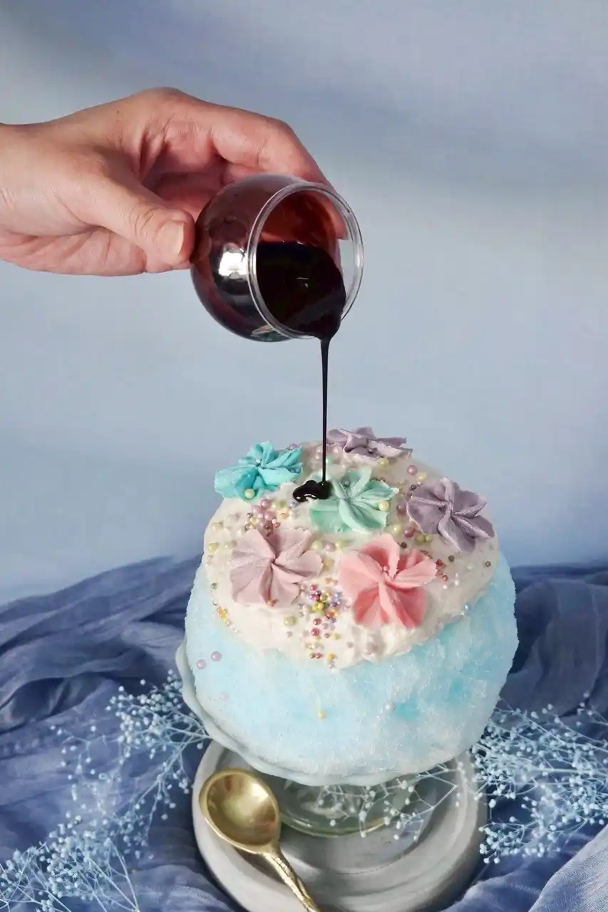パティシエが彩るかき氷「メイプリルのフラワーパーラー」