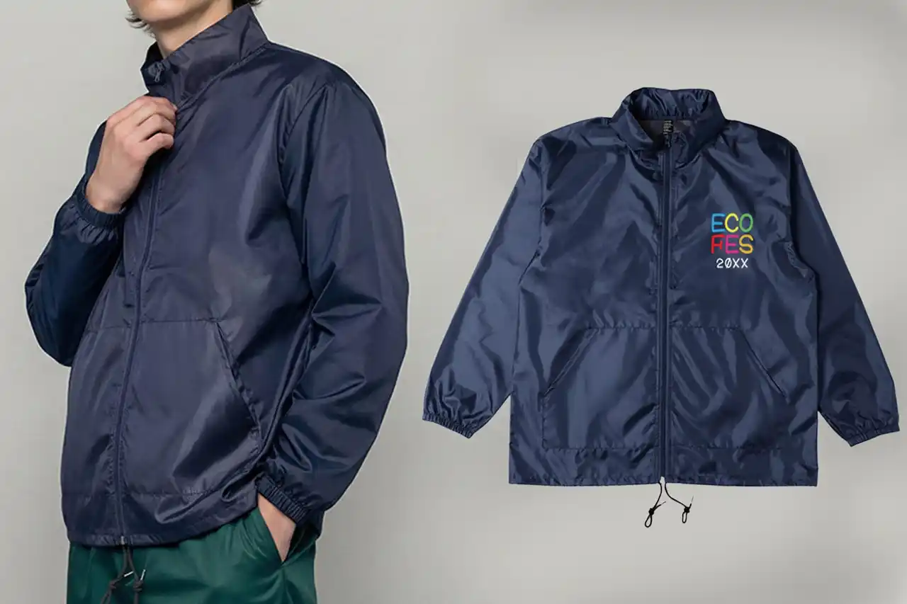 【オリジナルプリント.jp】本格仕様の「プレミアムフードインコート」を1点からプリント！