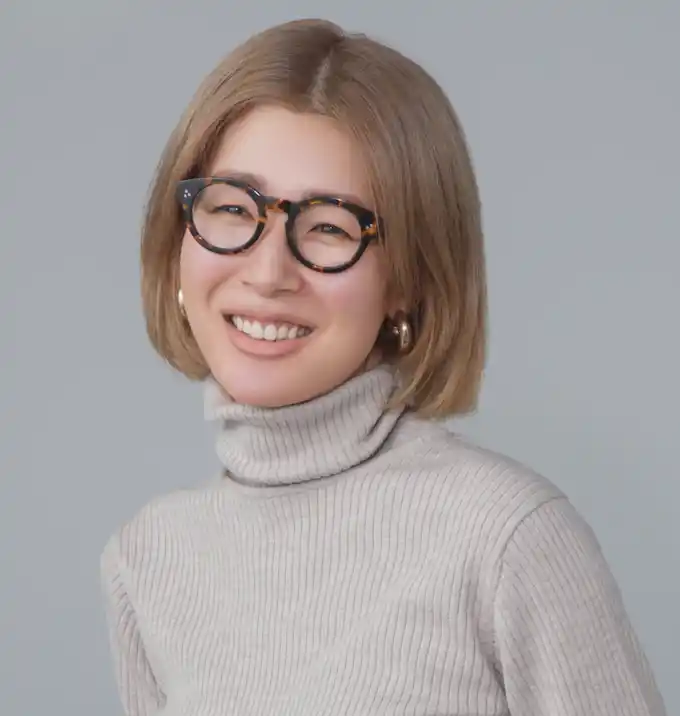 【株式会社HUG＆SHAKE】 HUG&SHAKE Inc.が『Oggi』『美的』などの人気女性誌で活躍する美容エディター杉浦由佳子の公式YouTubeチャンネルのマネジメントを11月21日より開始！