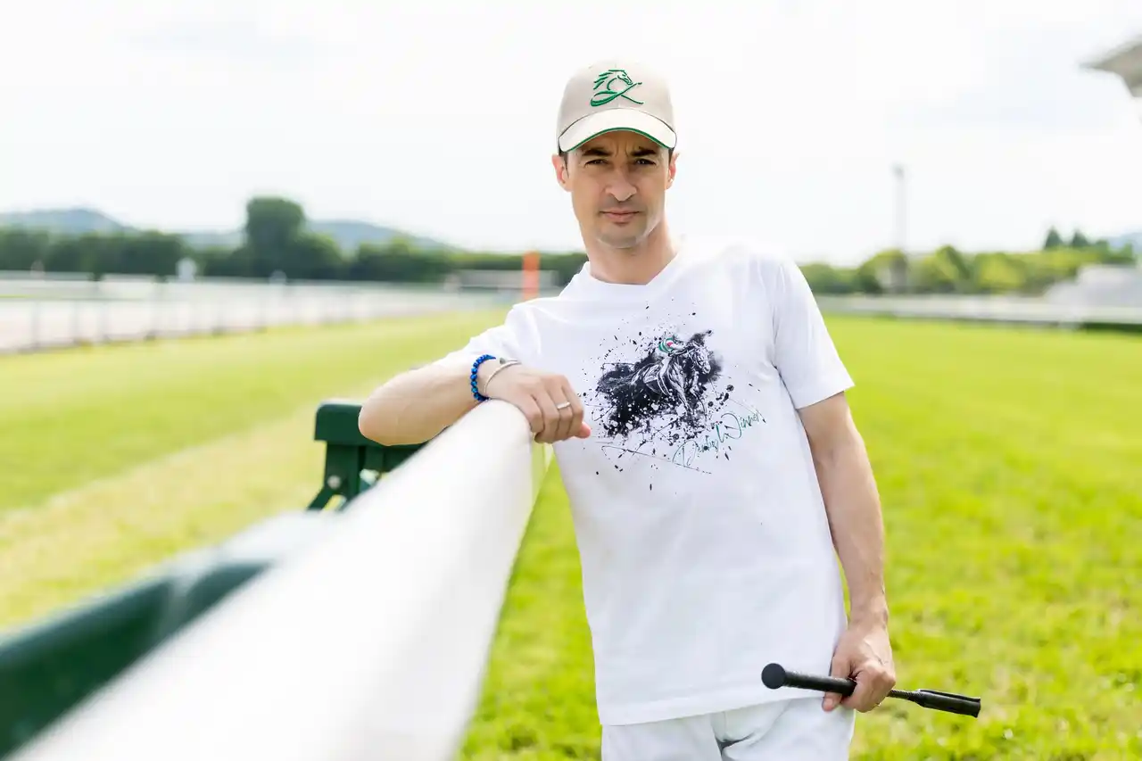 【クリストフ・ルメール騎手が手がけるファッションブランド】「CL by C.ルメール」、東京にてポップアップストア&サイン会を開催