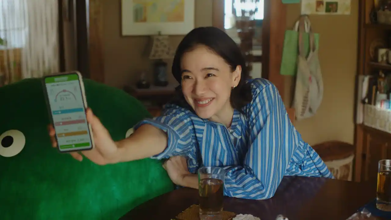 【株式会社リクルート】 蒼井 優さん出演 第2弾『SUUMO』新TVCM 蒼井さんが家を購入!?ローンの心配をする父に“SUUMOで計算済み”とドヤ顔 8月16日（土）よりオンエアスタート