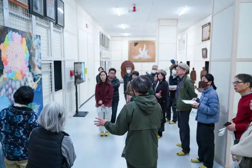 藝大美術館「魅せる収蔵庫」おしゃべり鑑賞会2025