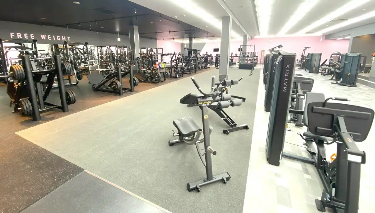 【アークランズ株式会社】 新潟県内最大級のフリーウエイトエリアと最新のトレーニングマシンを備えたフィットネスジムFIT365（フィットサンロクゴ）新潟東区大形店をグランドオープン