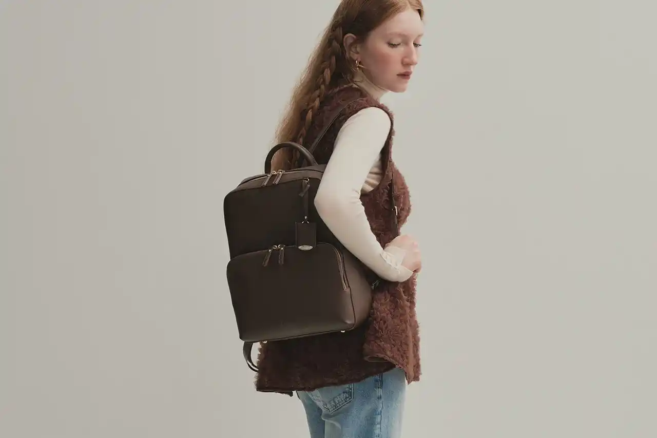 【エース株式会社】 大人かわいい機能派通勤リュック「フレイヤ リュック２」に新色登場