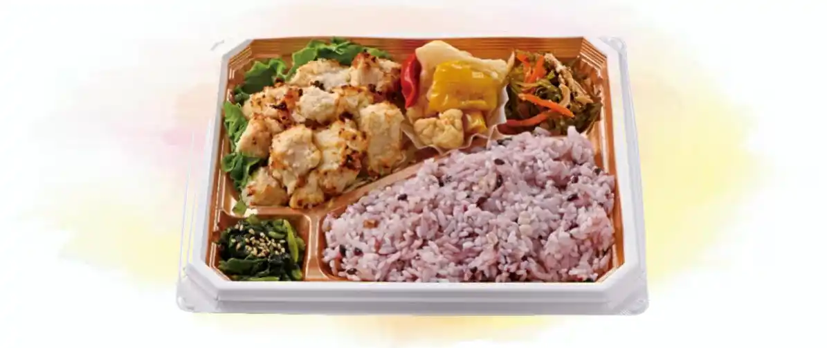 【東急】 東急ストア×東急病院『東急病院管理栄養士監修 揚げないチキンカツ弁当』を発売