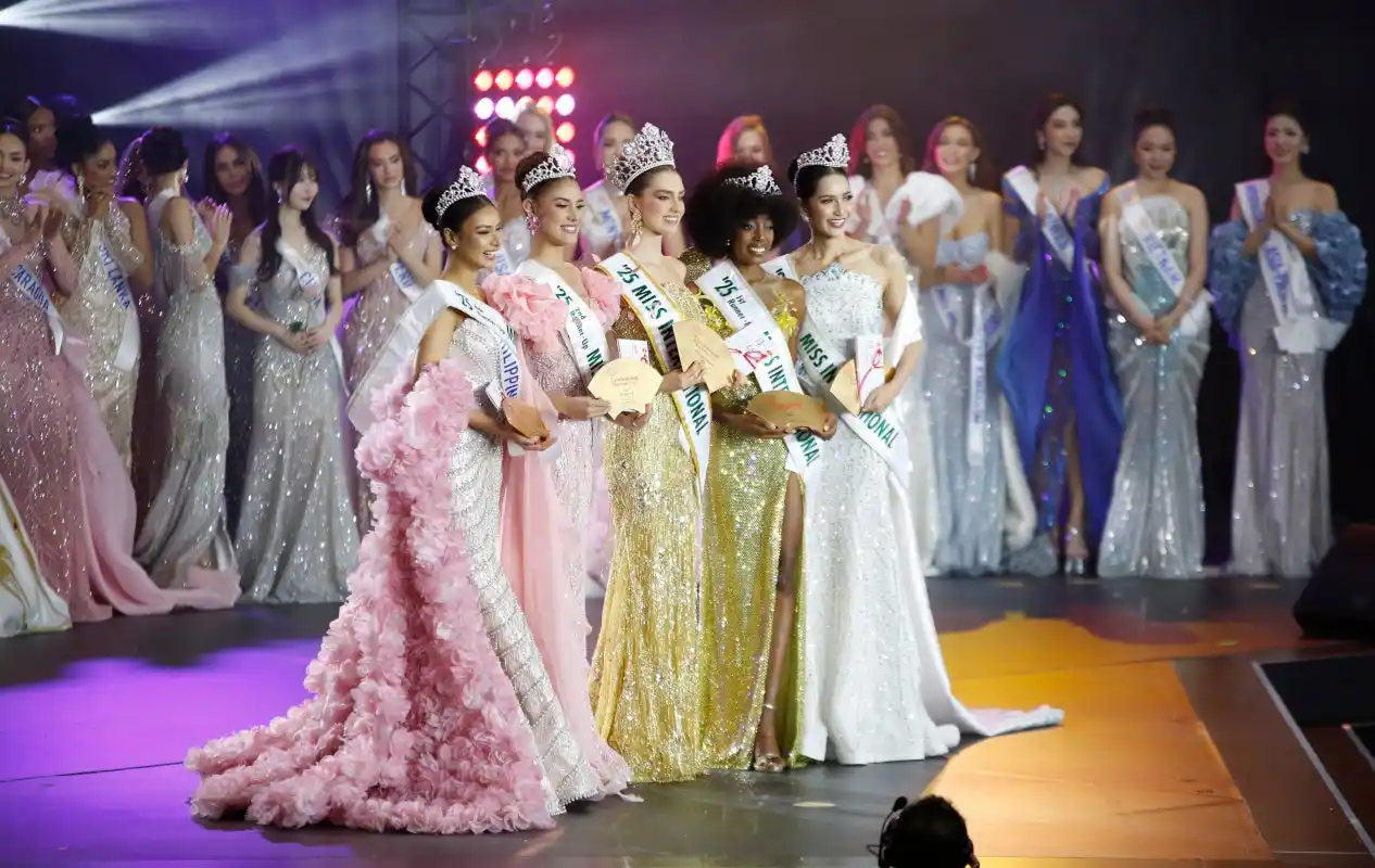 【株式会社アルテジェネシス】 世界大会から日本代表選出まで　美容室 Ash、美の舞台をヘアメイクでサポート