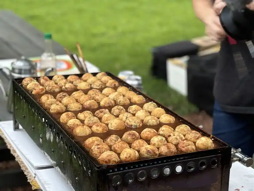 たこ焼き_イまんまるお月さまと たこ焼きの宴メージ