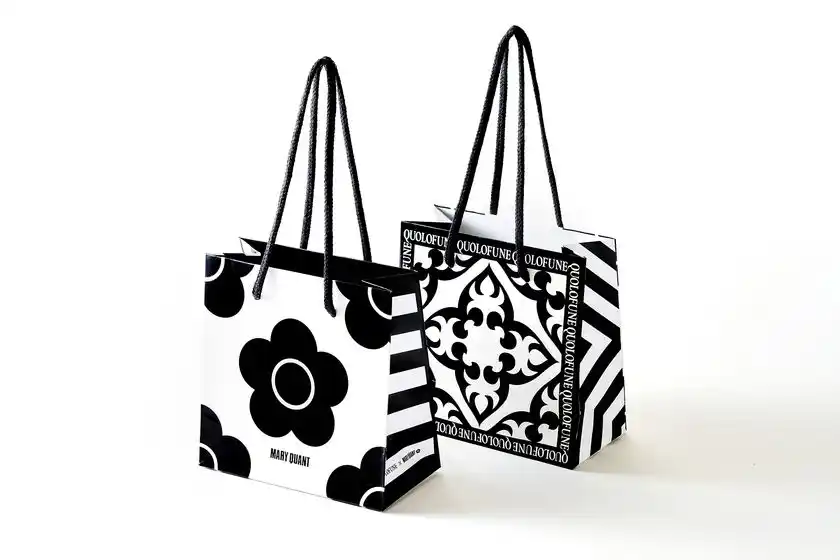 「黒船」×「MARY QUANT」オリジナル手提げ袋(表・裏)