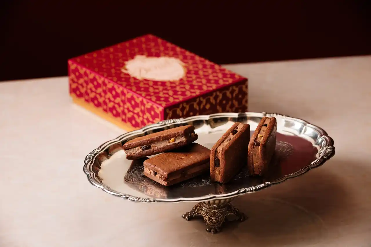 【デメル・ジャパン株式会社】 ウィーンの老舗洋菓子ブランドDEMEL(デメル)から季節限定「ケックスサンドウィッチ (ショコラーデ)」を12月下旬より新発売