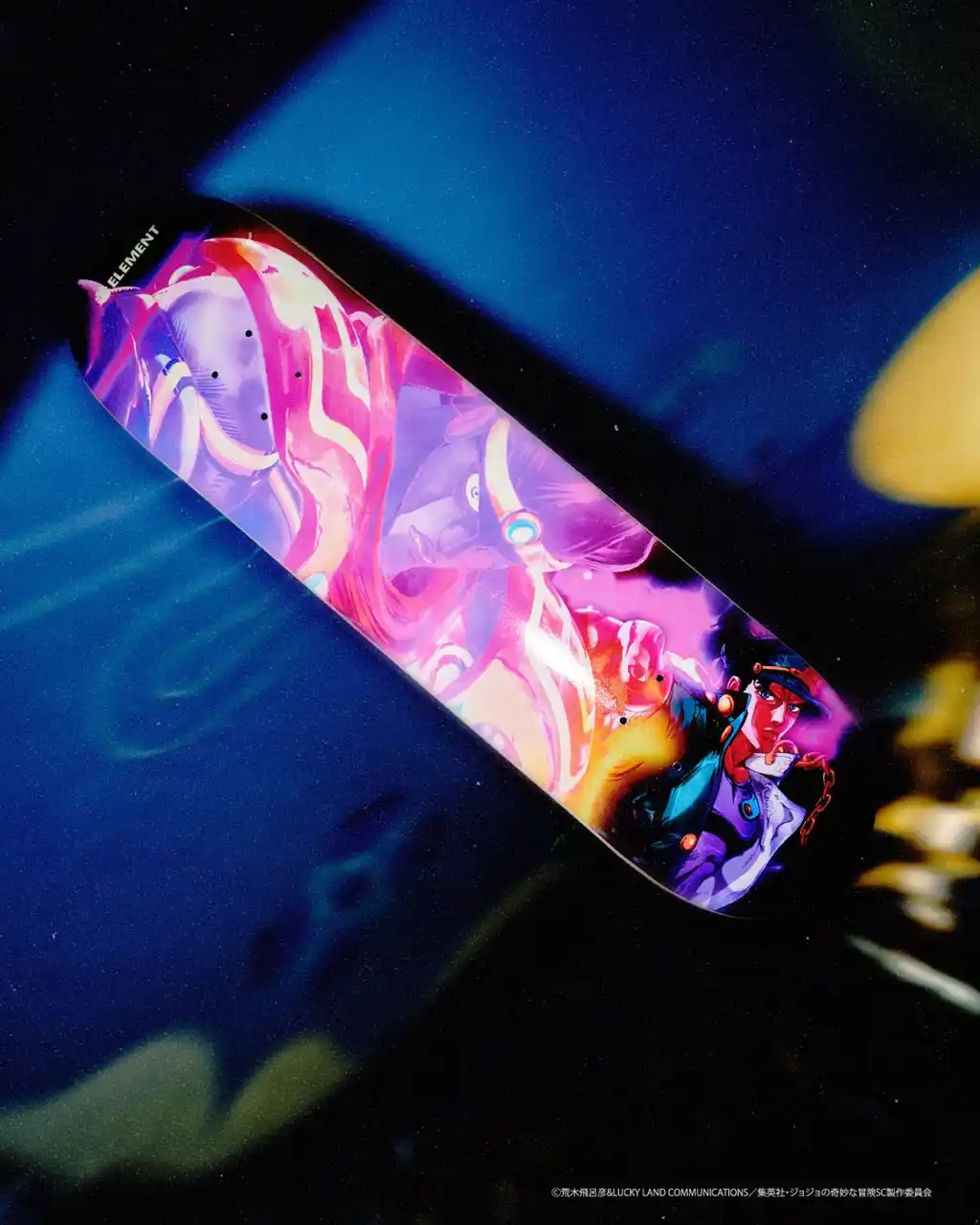 アニメ『ジョジョの奇妙な冒険』と ELEMENT SKATEBOARDS によるコラボデッキが12月19日より発売