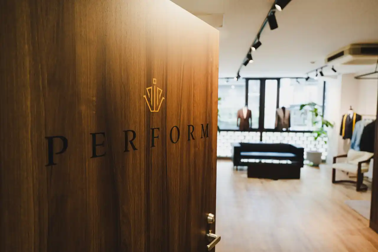 【PERFORM】 オーダースーツ専門店「PERFORM 大阪店」2025年8月23日（土）グランドオープン