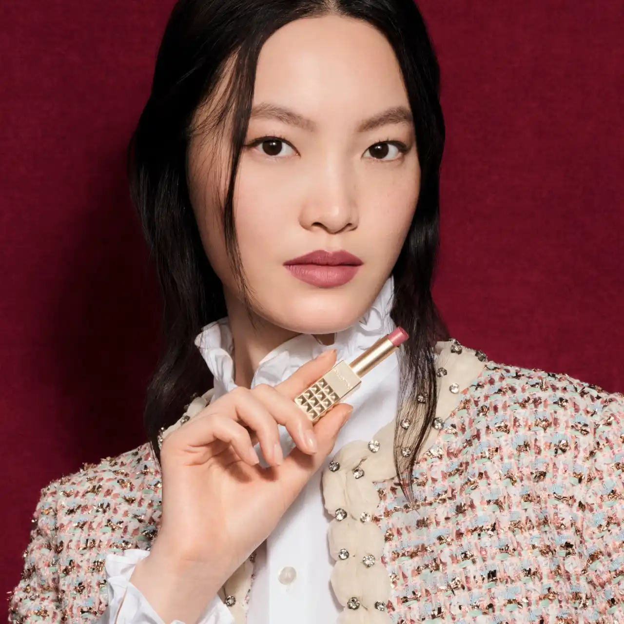 ヴァレンティノ ビューティのアイコン的リップスティック「スパイク ヴァレンティノ」より絵画のようなウォームカラー新作5色登場