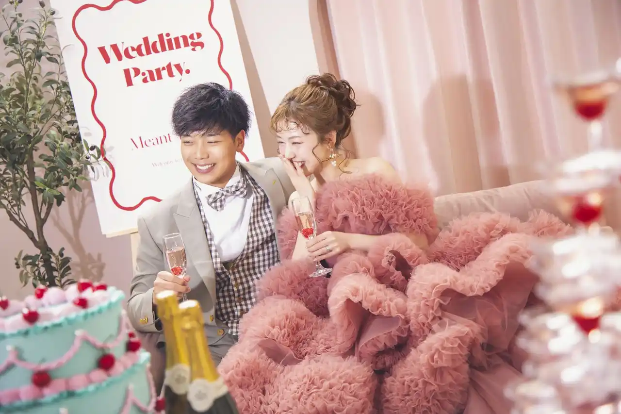 【有限会社三景スタジオ】 【撮影で叶える】とびっきり甘くて笑顔弾ける″ウェディングパーティー″ 幸せで華やかな空間を提供、最高の瞬間を形に