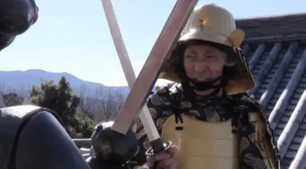 暴れん坊大使！奈良市観光大使の徳丸新作氏が大東賢監督「～運送ドラゴン～パワード人間バトルクーリエ」出演協力の理由とは？