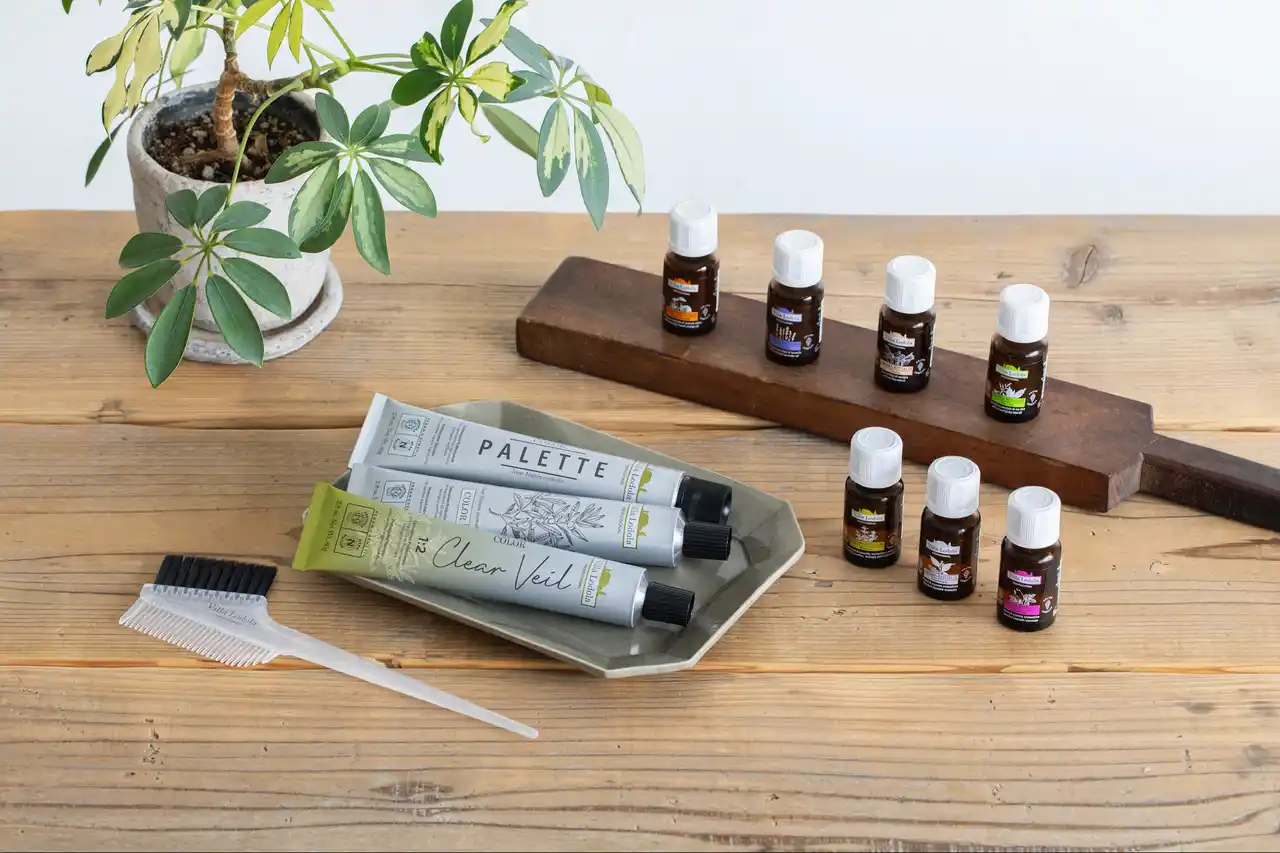 【株式会社ｃｈａｒｍｅ　ｊａｐａｎ】 髪も地肌もストレスゼロへ。世界初オーガニック認証カラー《ヴィラロドラ》導入