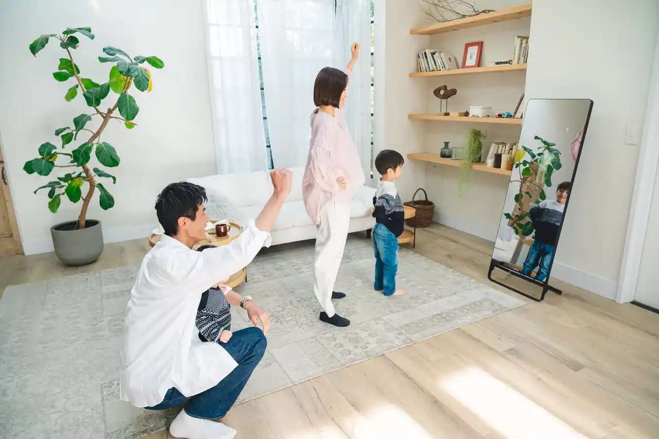 【MIRROR FIT.】 【MIRROR FIT. 】産前産後の“今すぐケアしたい”に応える。バースケアラー協会監修の新コンテンツを正式リリース