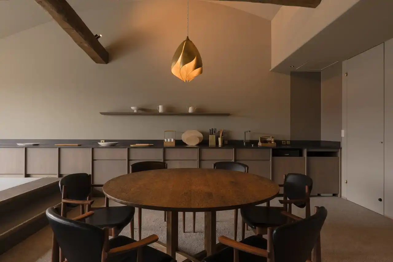 【株式会社コラレアルチザンジャパン】 職人に弟子入りできる宿「Bed and Craft」の新たな宿 Bed and Craft OUKA ４月８日（水）グランドオープン