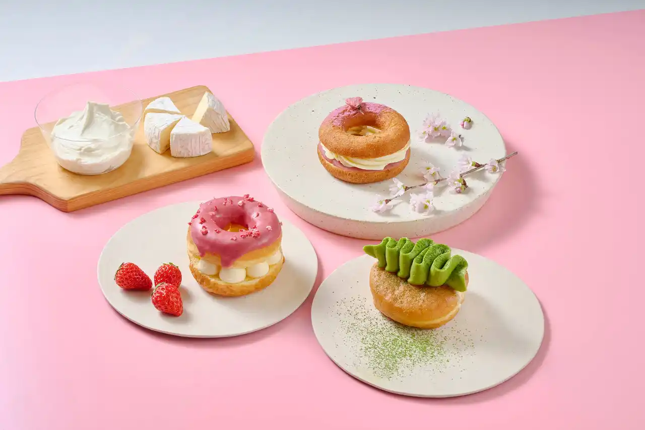 【株式会社ストライプインターナショナル】 【koe donuts】春のひとときを楽しむ季節限定ドーナツ・「桜」「苺」「抹茶」と爽やかなチーズクリームが彩る旬の味わい