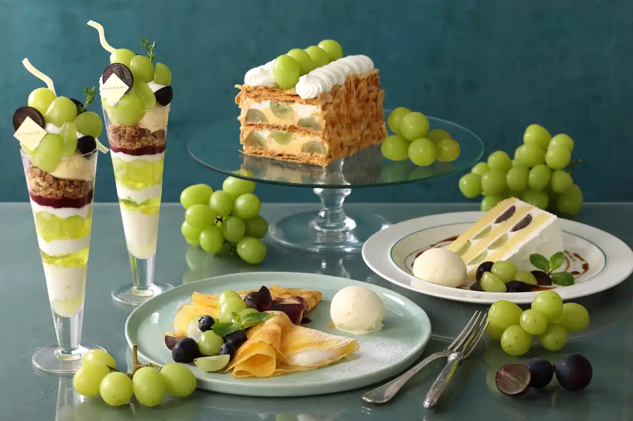 【キハチ カフェ】シャインマスカット×巨峰の新作パフェやアフタヌーンティーを楽しむ、秋限定スイーツフェアを開催