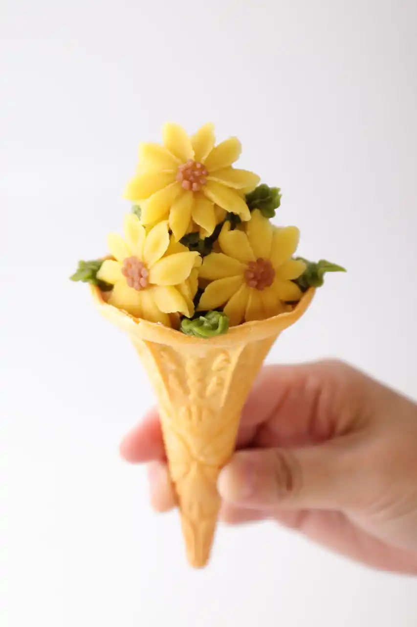 まるで花束。思わず写真を撮りたくなる夏の新作スイーツ♪フラワーおはぎ専門店　Oh！huggy!!（オーハギー）から「フラワーアイス」新登場！！
