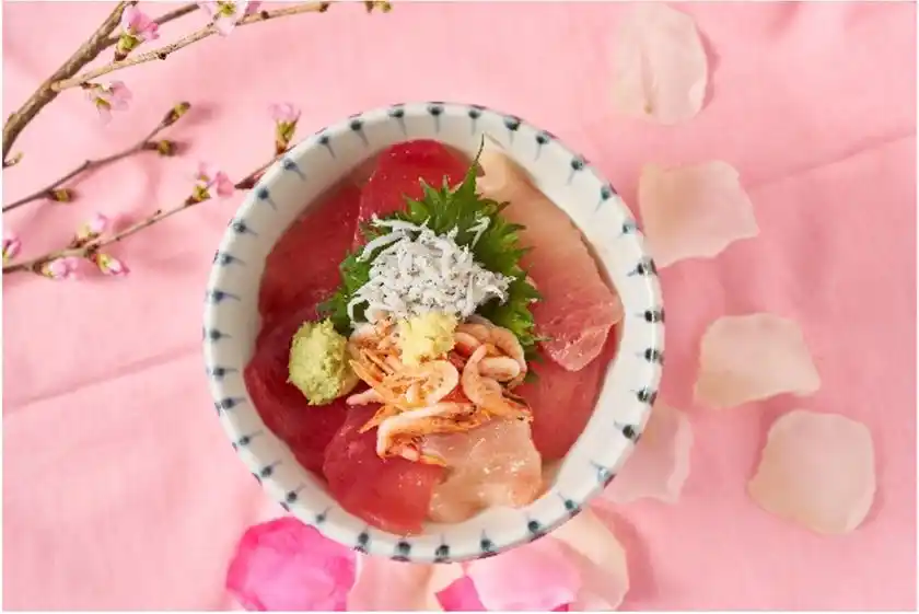 まぐろ赤富士丼