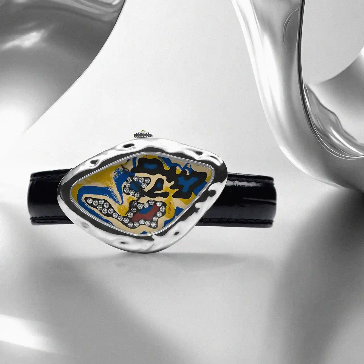 アメリカ発のジュエリーブランド「PASCAL（パスカル）」の「Paradoxe Diamond Watch」より、ジャン＝ミシェル・バスキアにオマージュを捧げる「ARTIST001」が登場。