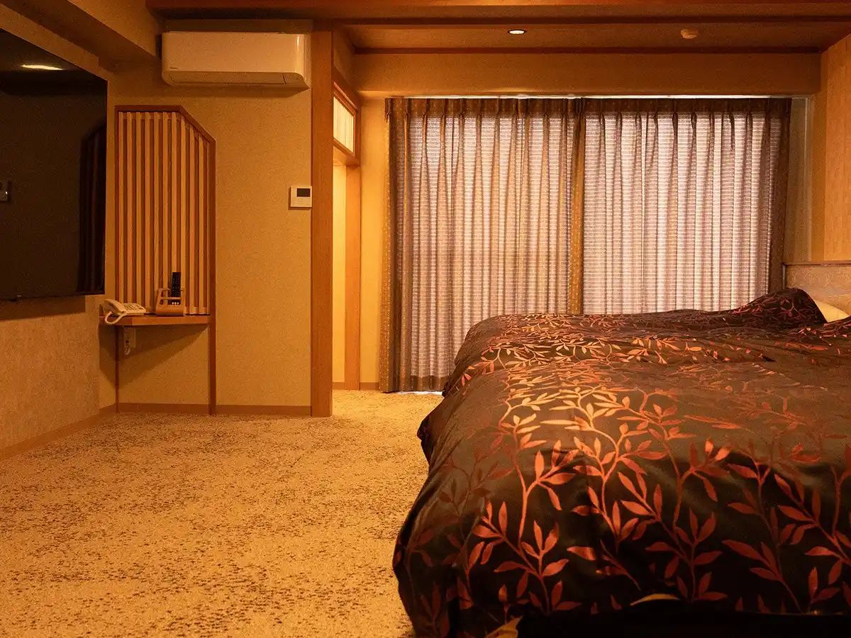 【株式会社ホテルサンシャイン益子舘】 益子舘が一部の客室をリニューアル「トリプルベッド洋室」新設