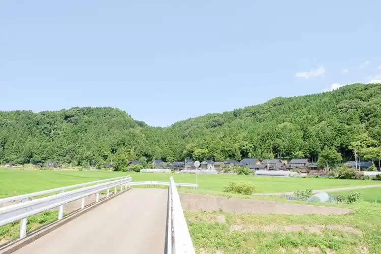 【夏の帰省】に関する意識調査を実施！約4割が「帰省しない」選択。義実家との会話、夫の空気の読めなさに不満も。生活総合情報メディア【株式会社ベビーカレンダー／ヨムーノ】