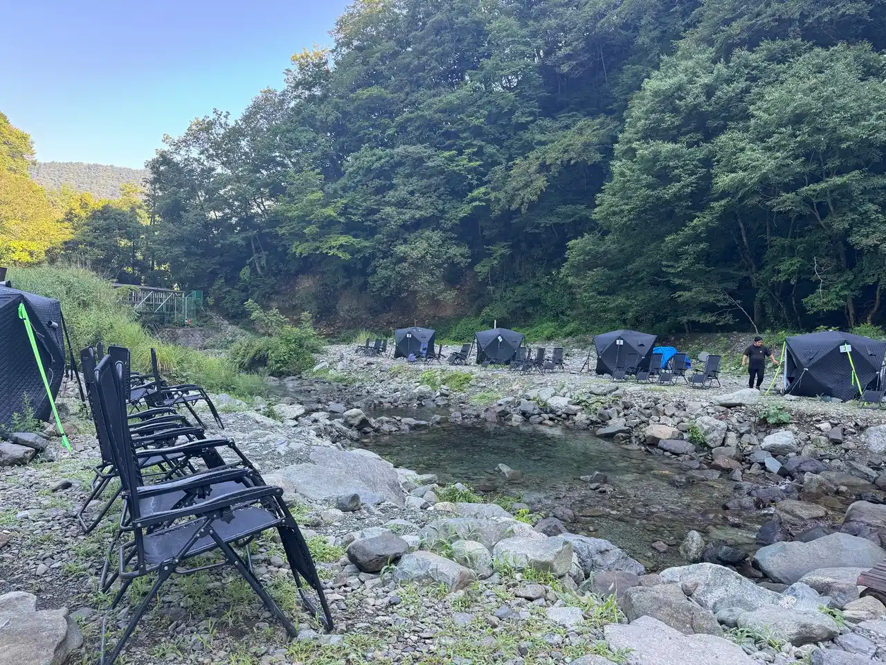 【秋こそ川サウナ】貸切×川サウナで整う。テントサウナパーク、秋の魅力とは