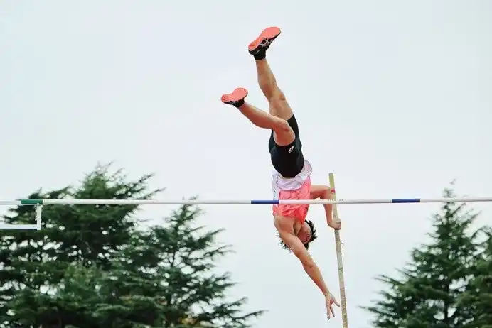 【東京パワーテクノロジー株式会社】 【東京2025デフリンピック結果速報】東京パワーテクノロジー所属 北谷宏人選手が男子棒高跳に出場 銅メダルを獲得！記録4m10cm