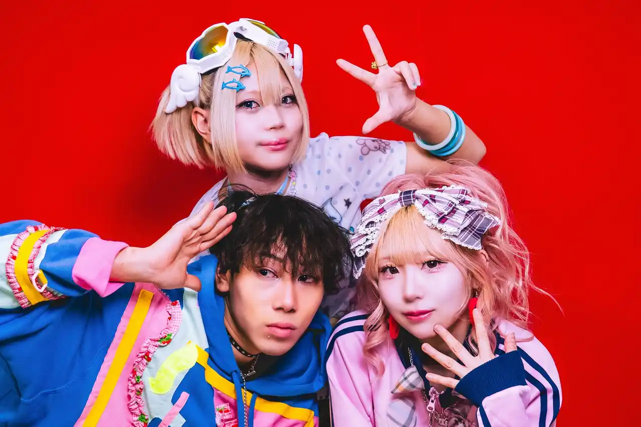 三四少女、メジャーデビュー曲「一生仲仔」×TVアニメ『オタクに優しいギャルはいない！？』ノンクレジットED映像解禁！ドット絵キャラが躍動するポップな世界観に注目！