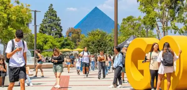 【アメリカ休学留学フェア】海外大学スタッフとオンラインで直接相談 |2026.2.20(金) - 2.28(土)開催