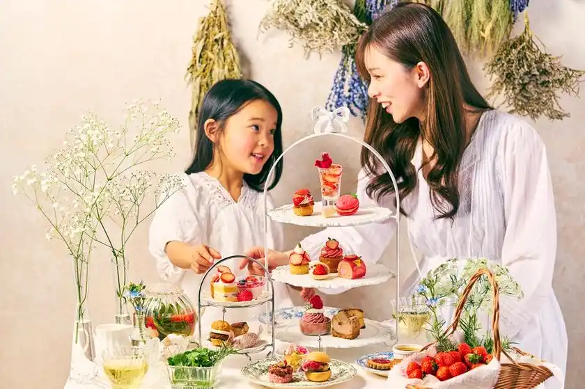 Little Strawberry Afternoon Tea イメージ
