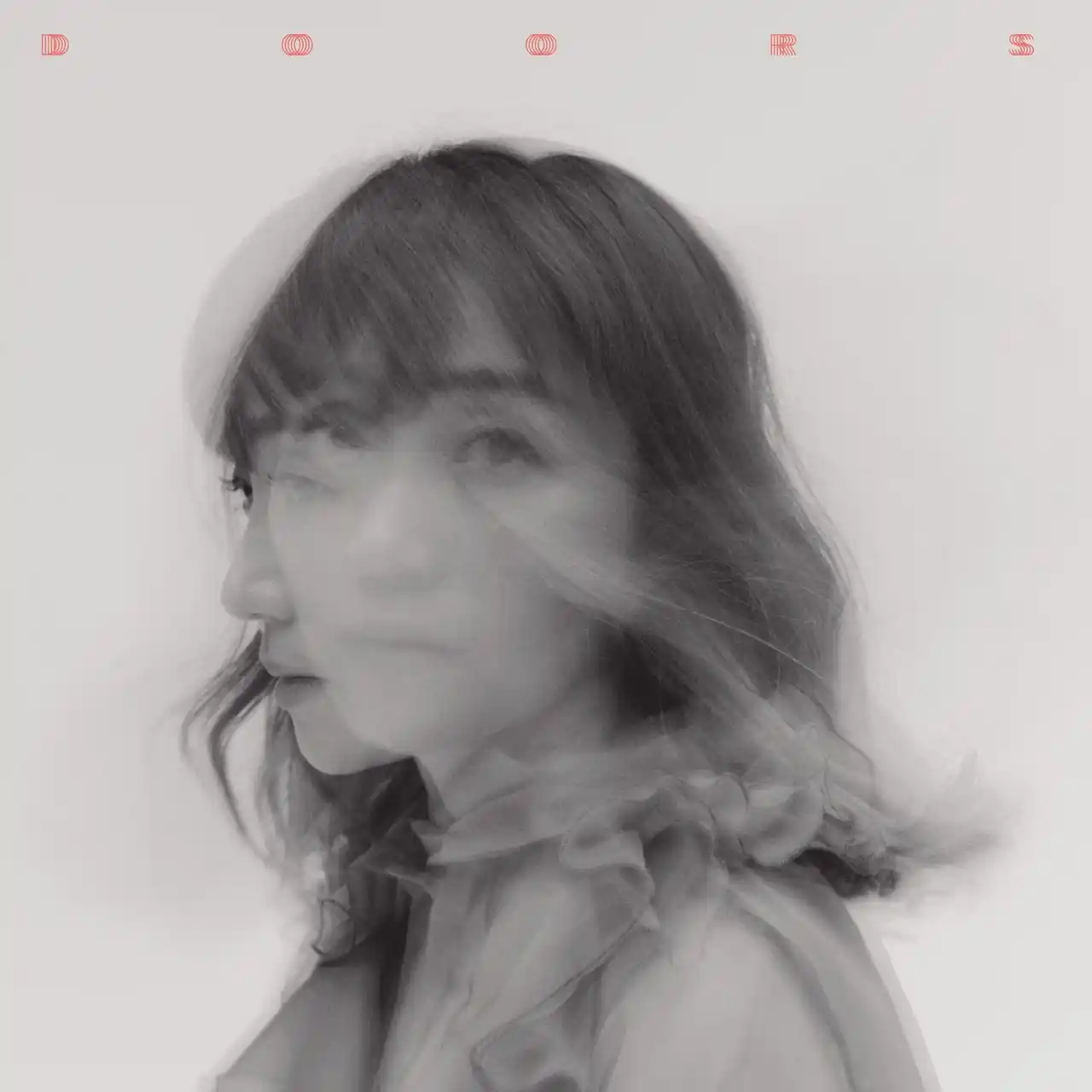 【日本コロムビア株式会社】 矢井田 瞳、13thアルバム『DOORS』ジャケット写真を公開アルバム発売記念オンラインイベント、約5年振りとなるインストアイベントのダブル開催を発表