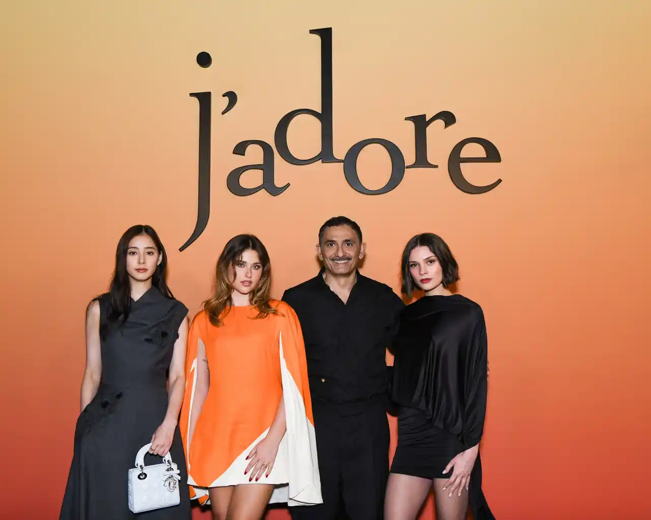 【ディオール】 新ジャドール インテンスの発売を記念した「クラブ ジャドール」をビバリーヒルズにて開催