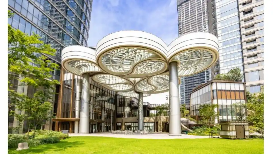 【ミート株式会社】 麻布台ヒルズで「MEETタッチPR」導入 。スマホタッチで施設回遊を促進