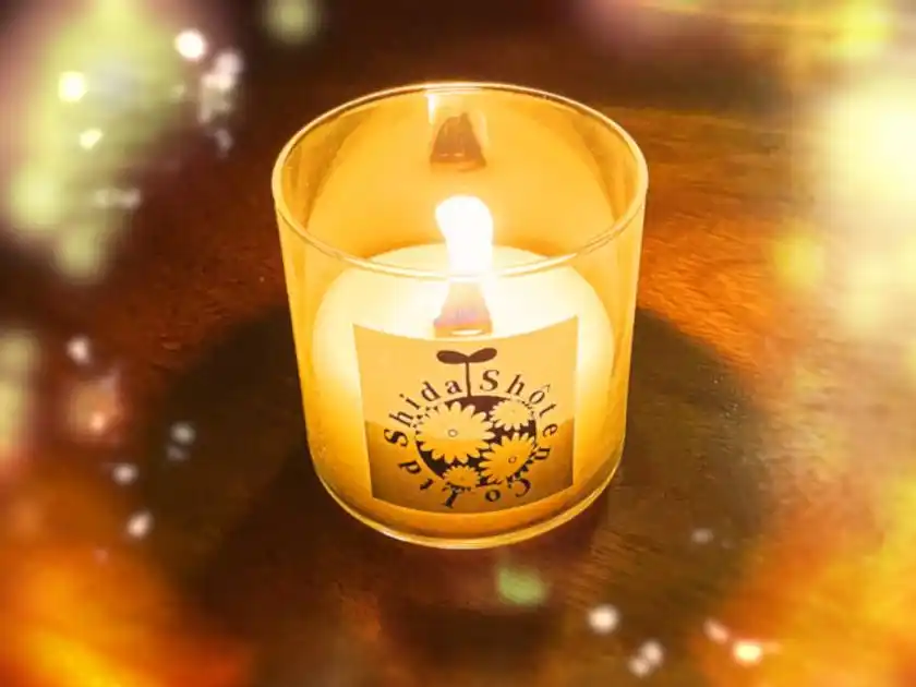 回収したろうそくを再利用し、アロマキャンドルとして活用― 12月15日よりノベルティとして配布予定 ―