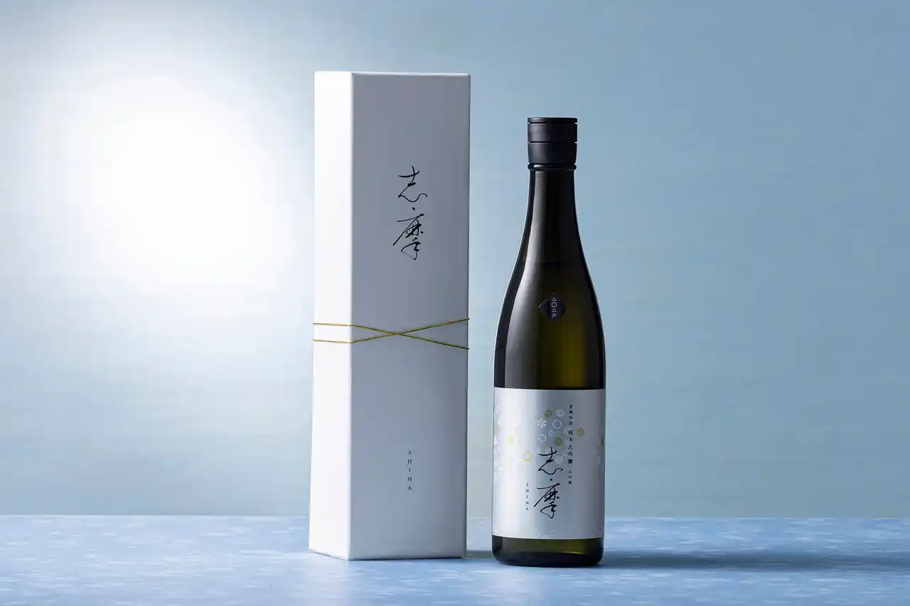 【志摩観光ホテル】2026年 ホテルオリジナル日本酒「志摩」第6弾は「宮の雪」の宮崎本店とのコラボレーション。三重の水と米で醸す、華やかで繊細な純米大吟醸を700本限定で販売。