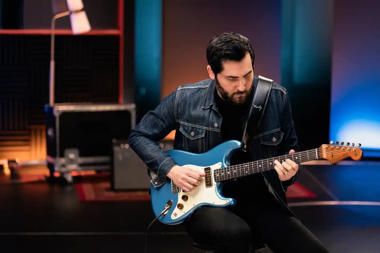 【フェンダーミュージック】 アリエル・ポーゼンのFender Custom Shopシグネイチャーモデル『Limited Edition Ariel Posen Stratocaster(R)』2025年7月16日（水）より受注開始