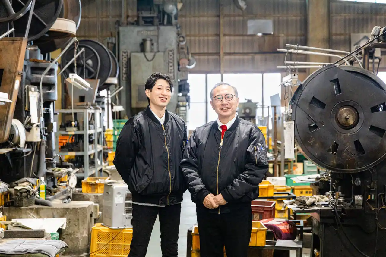 社長と捧さん_圧縮.jpg