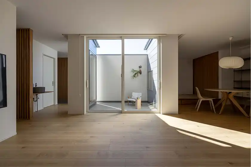 モデルハウスIMG02