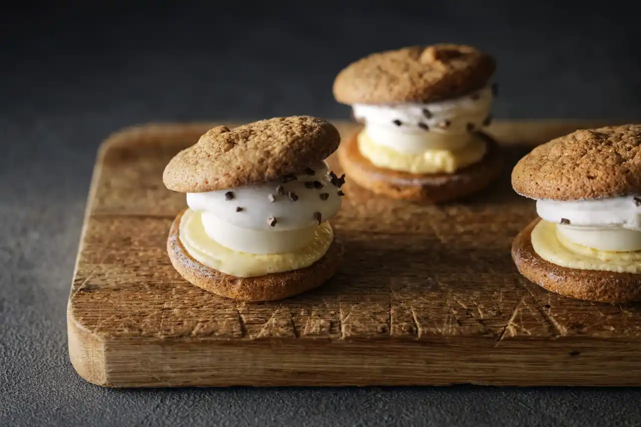 【株式会社PROUST】 札幌市清田区の洋菓子店Patisserie PROUST（パティスリープルースト）が2026年2月4日からサロン・デュ・ショコラ2026丸井今井札幌本店に初出店。エスコヤマ監修限定商品も販売します！