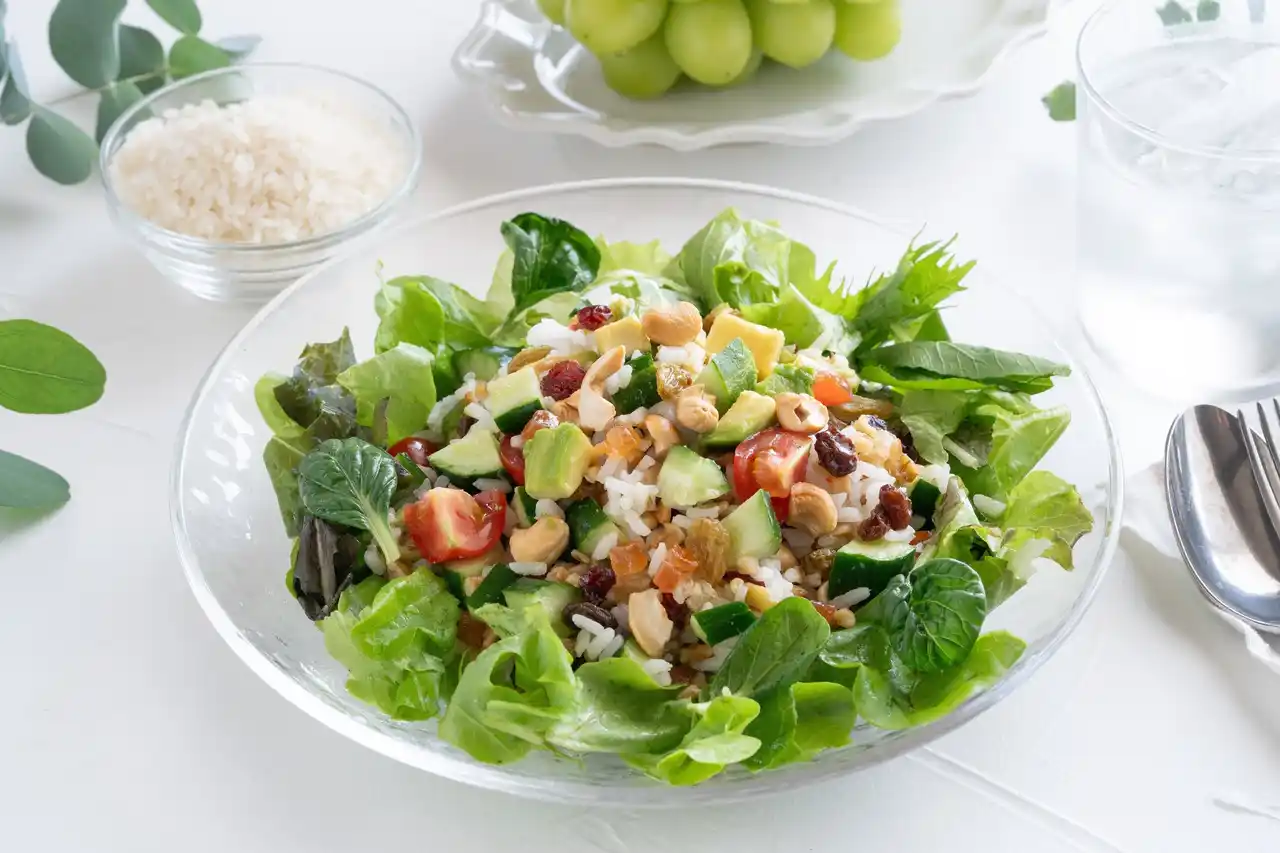 【USAライス連合会　日本代表事務所】 製菓・製パン用の材料・レシピなど2万点以上取り扱う日本最大級のEC サイト「cotta」でカルローズで作る夏に食べたい！ライスサラダ レシピを公開　2025年8月29日からスタート