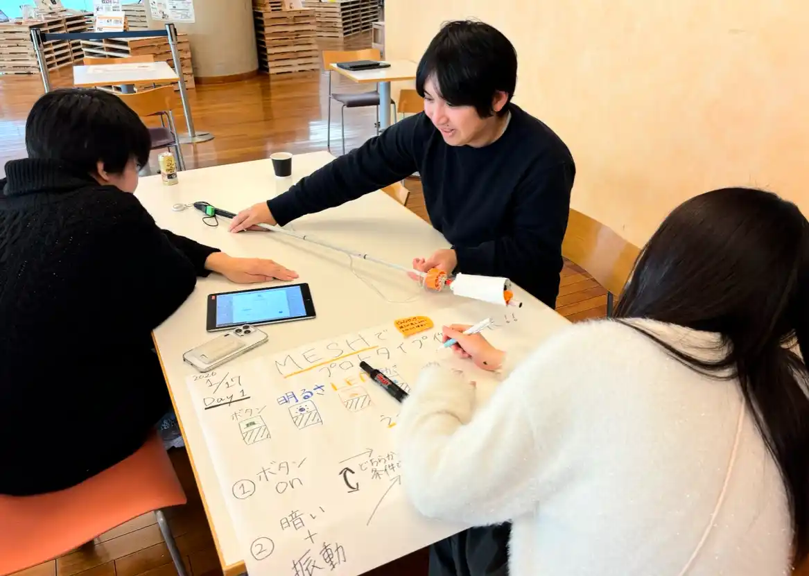 【100BANCH】 TOM JAPANがSusHi Tech Tokyo2026で共創デザインワークショップ「未来のシカケラボ」を開催