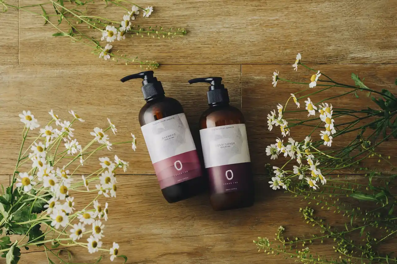 【株式会社あつまるホールディングス】 熊本県発！3年の開発を経て、国産シルク配合ボディケアブランド「ココン・ラボ」より新ヘアケア商品登場　共同研究の技術で、美髪へ導くシャンプー・コンディショナー