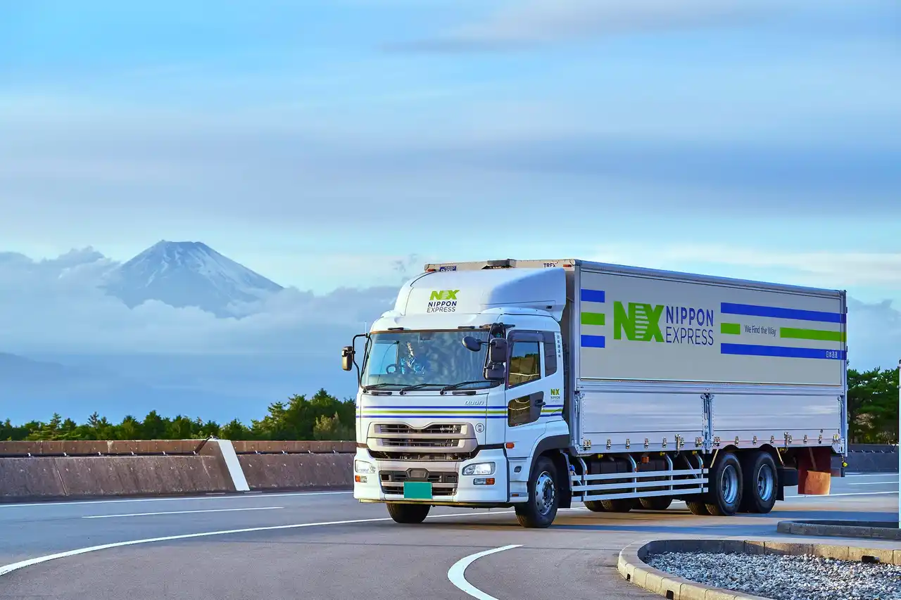 【enstem】 「Nobi for Driver」「MAMORINU」同時導入による大規模実証を日本通運で開始