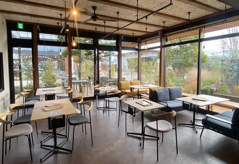 ELOISE's cafe KOFU 1st Anniversary！＆平日限定「ちょっと心躍るモーニングセット」スタート！