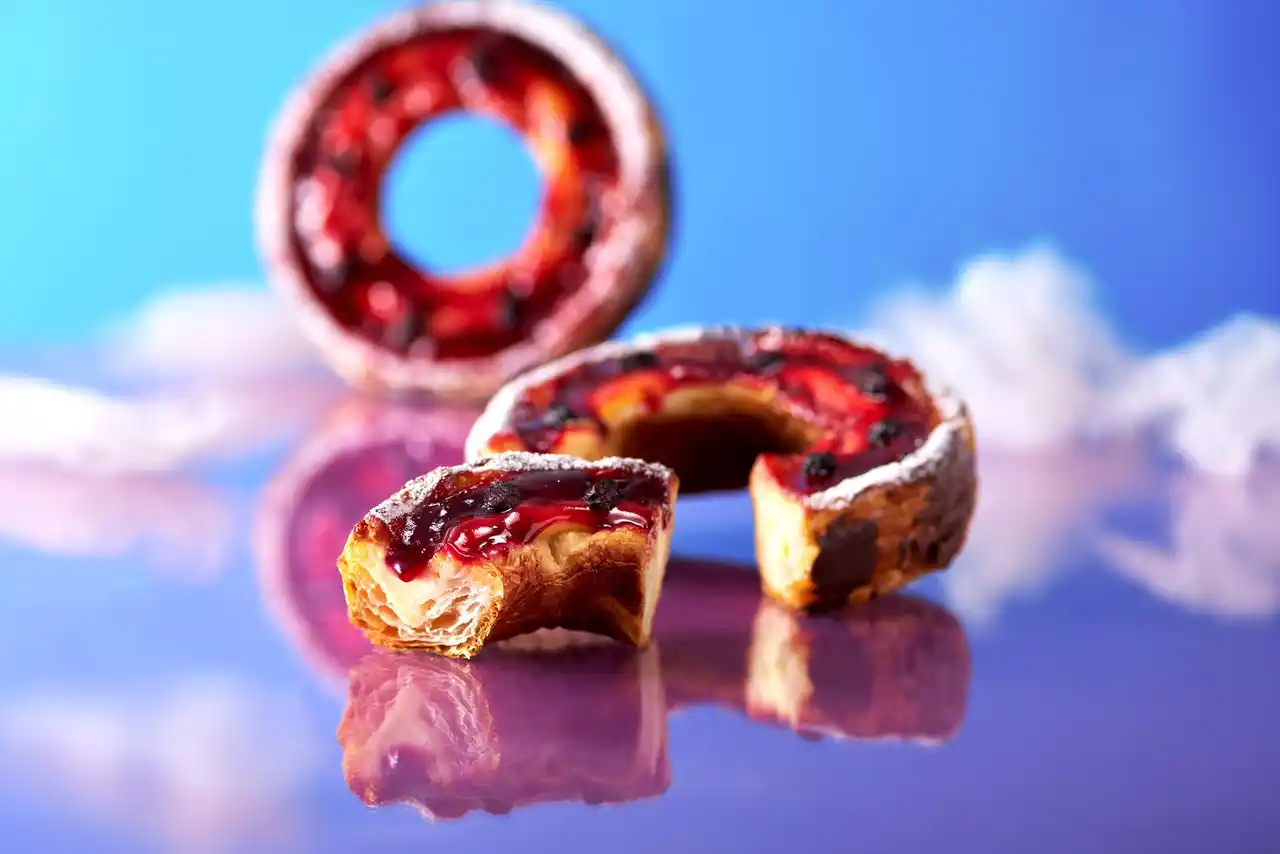 【北海道発ハスカップスイーツ】北海道ならではの果実・ハスカップがまだまだ楽しめる28日間。『2025パングランプリ東京』準グランプリパンを含むハスカップスイーツを、大丸札幌店ほっぺタウンで販売します。