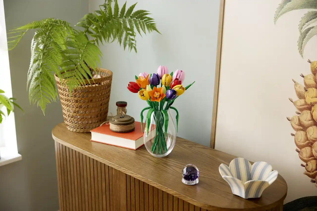 【レゴジャパン株式会社】 植物や花をテーマにした大人気シリーズ「レゴ(R)ボタニカル」 春の訪れを告げる4製品が新登場