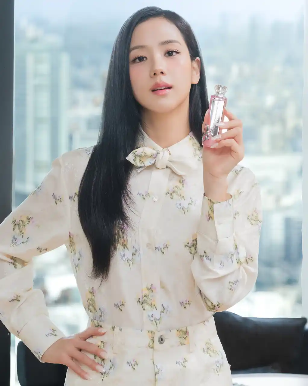 「ディオール アディクト キャンディ ショップ」オープニング イベントにディオール メイクアップとフレグランスを纏ったジスが来場